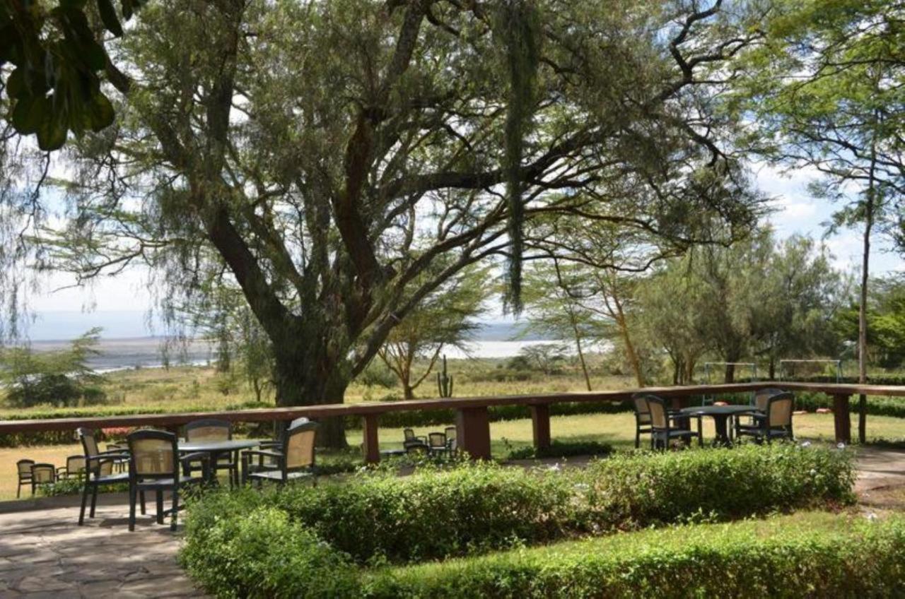 Jacaranda Lake Elementaita Lodge Gilgil Exterior photo