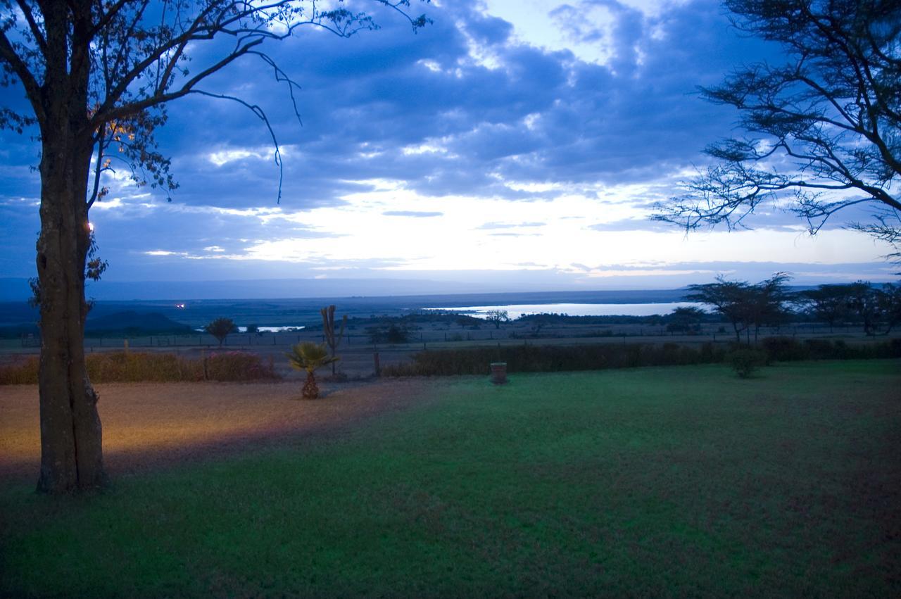 Jacaranda Lake Elementaita Lodge Gilgil Exterior photo